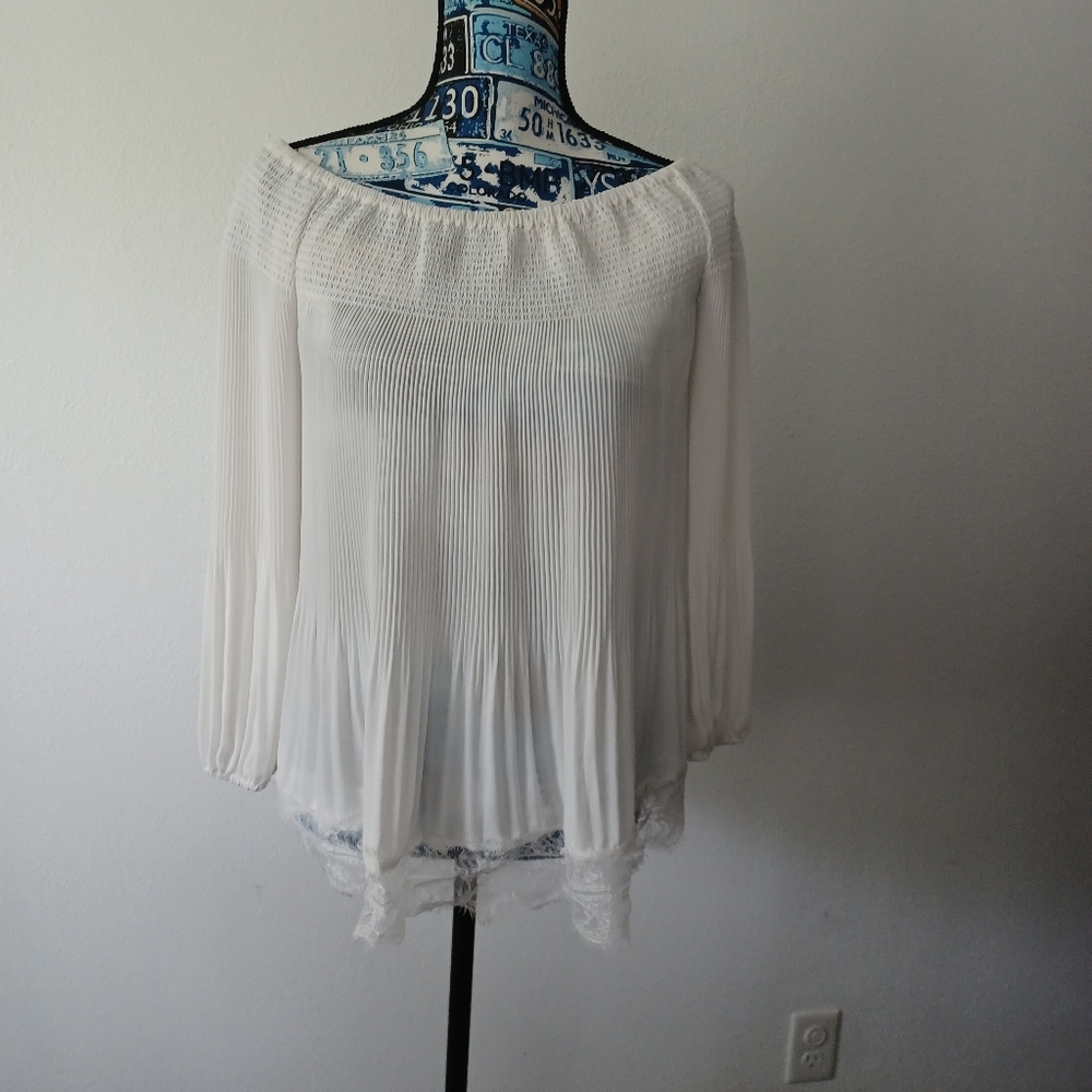 Chelsea 28 Long Sleeve Blouse